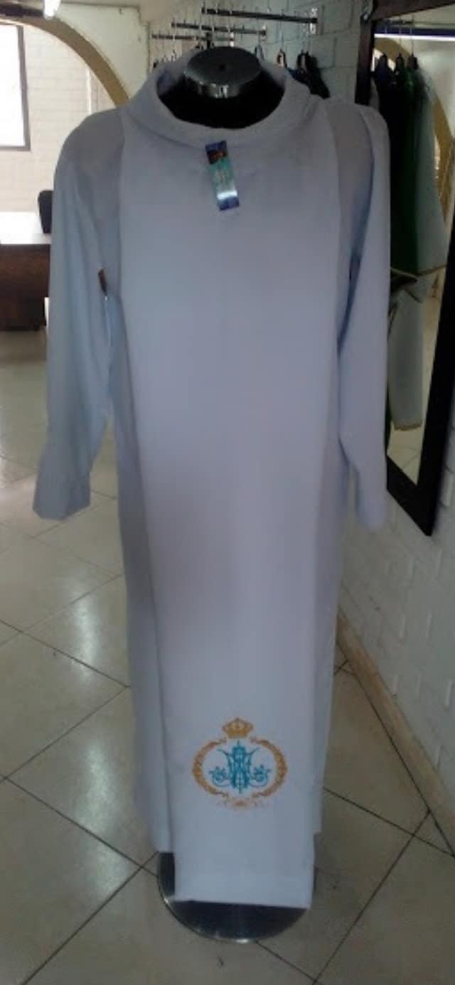 Alba Bordada Mariana